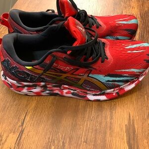 ASICS Tri Noosa